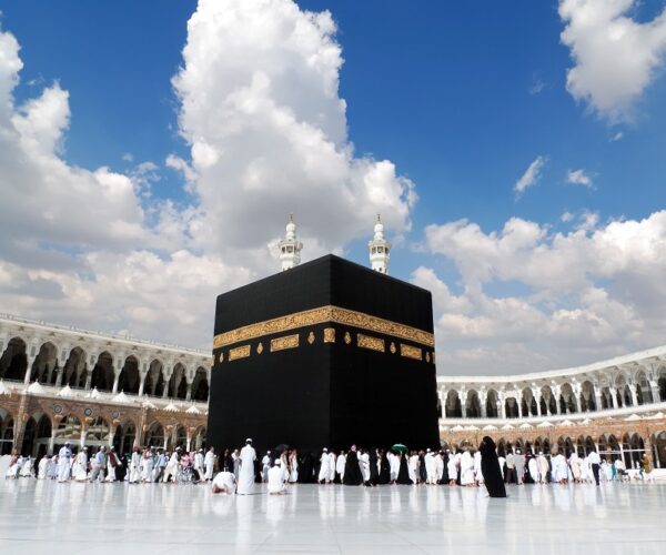 Die erste Umrah: 5 wichtige Tipps für eine sorgenfreie Reise